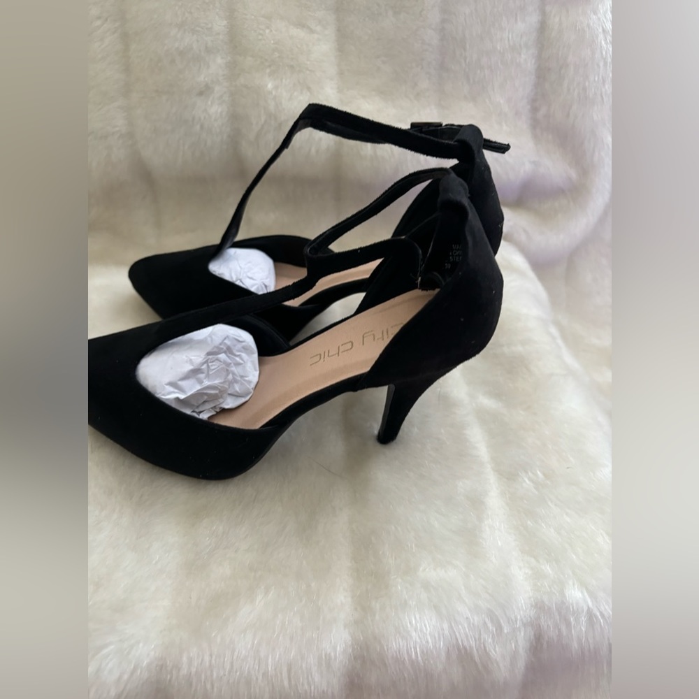 Size 8 Black Stephania 3” Heels - Picture 6 of 7